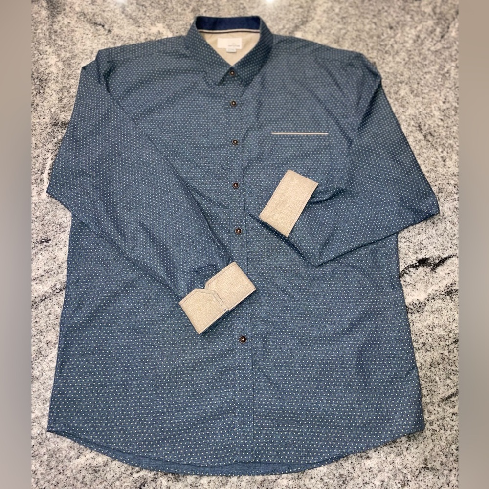 Craft + Flow | Men’s | XL | Team Blue w Tan Arrow | Long Sleeve | Button Up